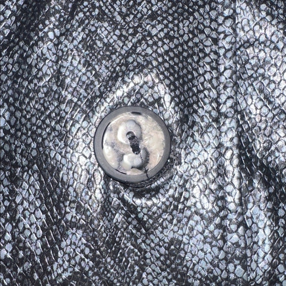 Jacket & coat - Picture 9 of 10